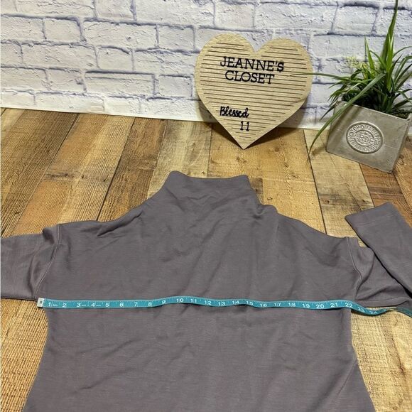 Lululemon Principal Dancer Funnel Neck Sweater
Lunar Rock - Picture 7 of 10